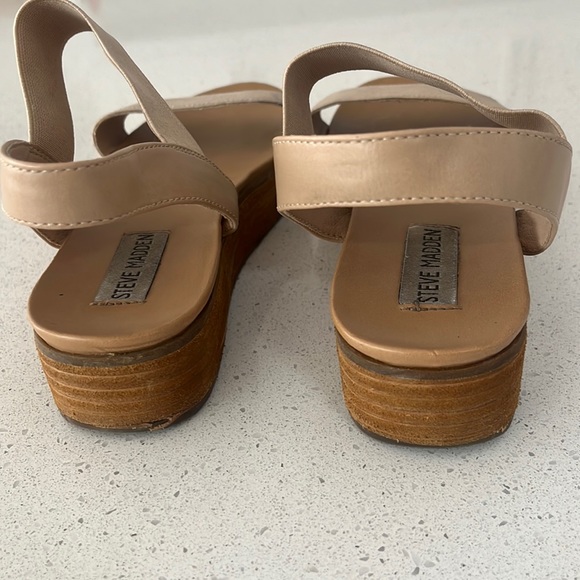 Steve Madden platform sandals - Picture 4 of 4
